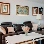 Nt Malibu Stunning Sea Views Daire Benalmádena
